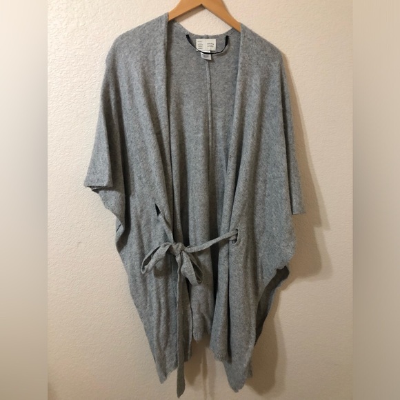 Anthropologie Saturday Sunday Lucia Poncho Tie Kimono in Gray - One Size - Picture 1 of 4